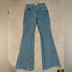 Good American Flare Jeans